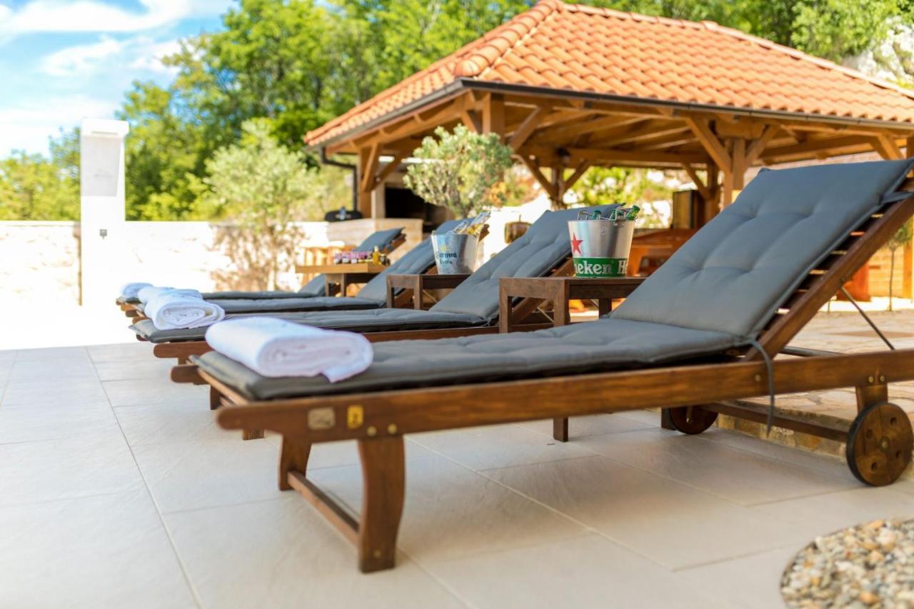 Luxury Villa Allen With Pool Klimno Kültér fotó